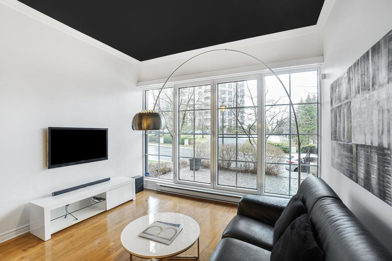 Living room - 135-4 Place Des Jardins-Des-Vosges, Montréal (Verdun/Île-Des-Soeurs), QC - Indoor Photo Showing Living Room