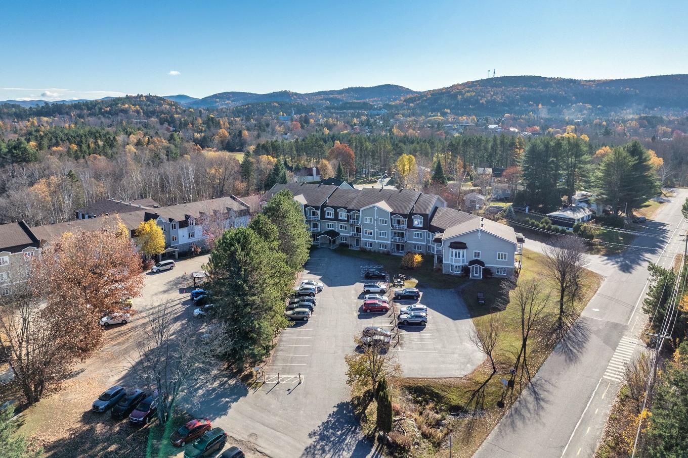 Vue d'ensemble - 205-1440 Rue Deguire, Mont-Tremblant, QC - Outdoor With View