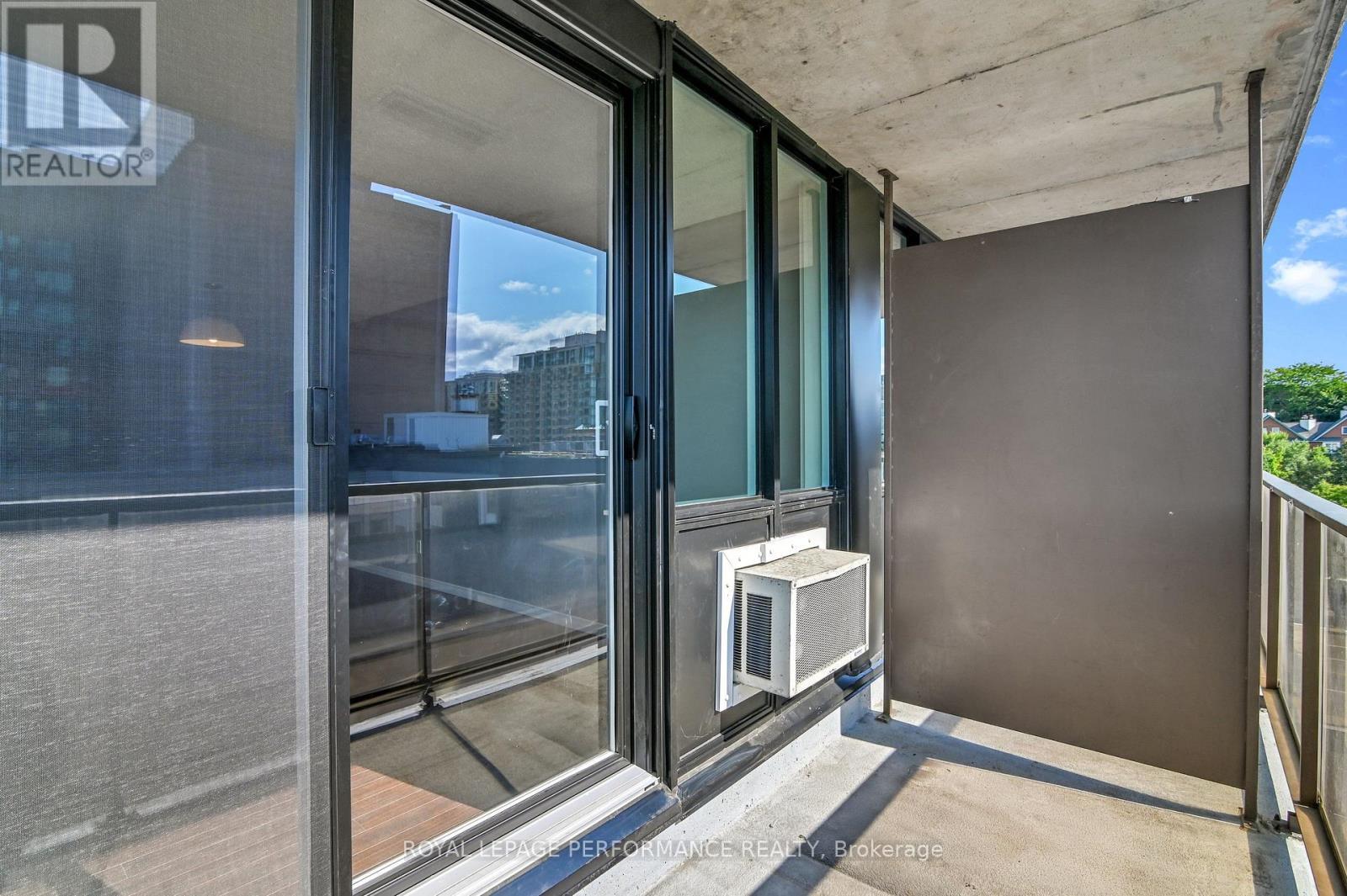 Sliding door to Living Room - 501 - 154 Nelson Street, Ottawa, ON - Outdoor With Balcony With Exterior