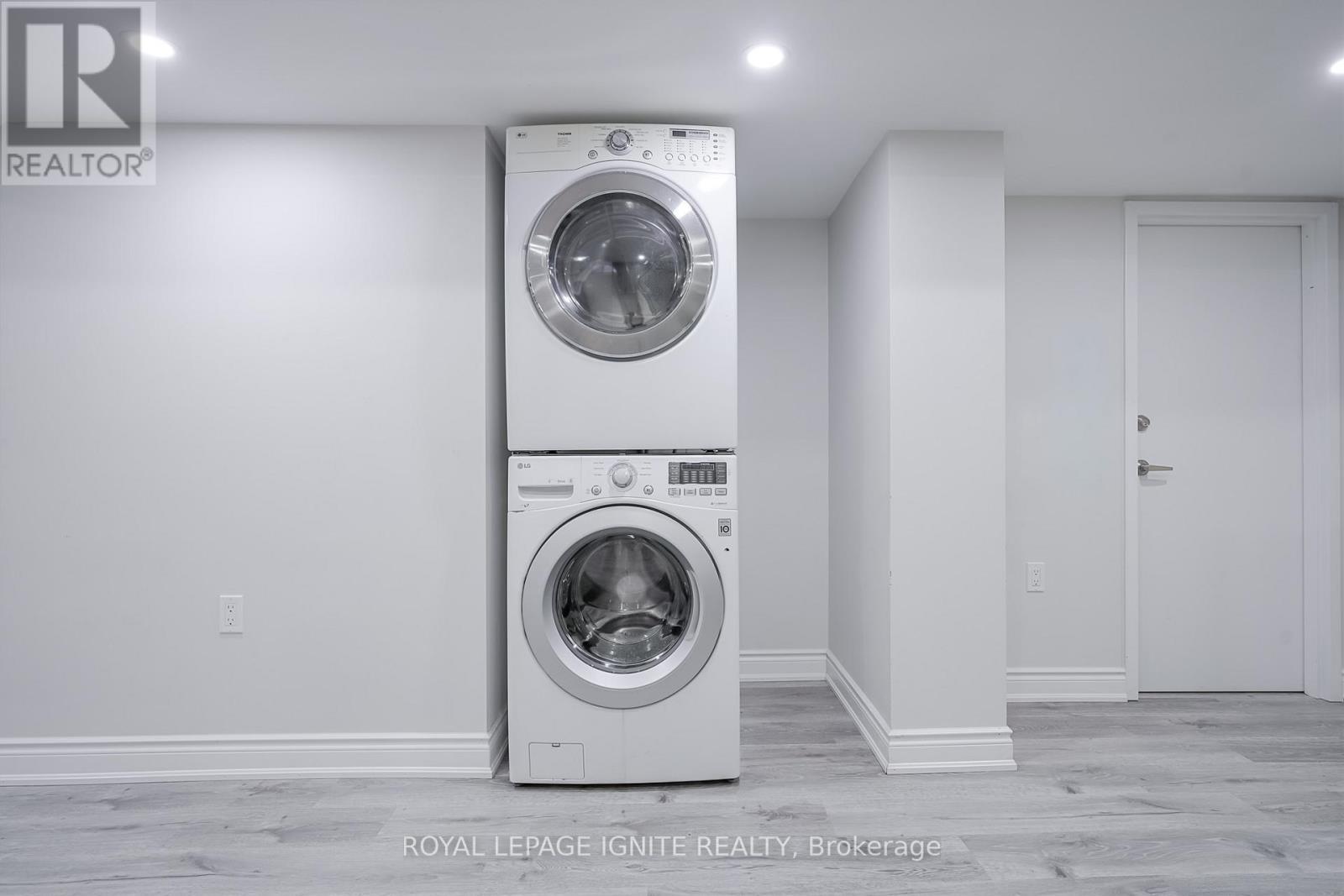 Bsmt - 1257 Roper Drive, Milton, ON - Indoor Photo Showing Laundry Room