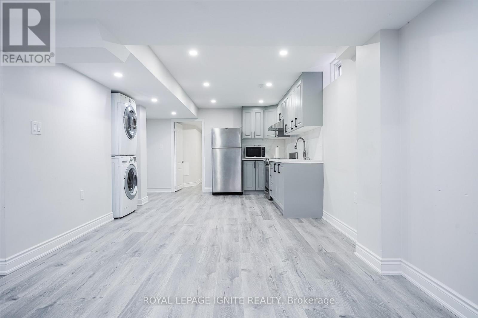 Bsmt - 1257 Roper Drive, Milton, ON - Indoor Photo Showing Laundry Room
