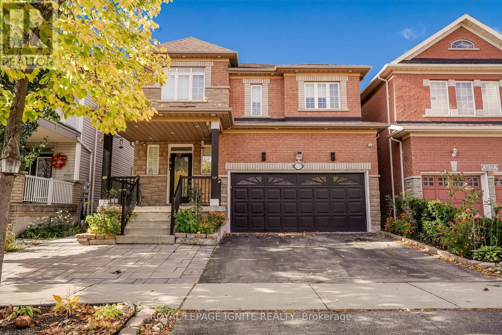 Bsmt - 1257 Roper Drive, Milton, ON - Outdoor With Facade