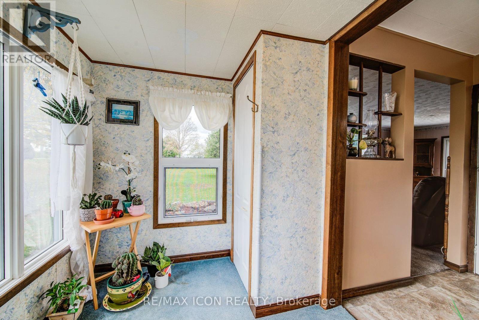 1301 Lobsinger Line, Woolwich, ON - Indoor Photo Showing Other Room