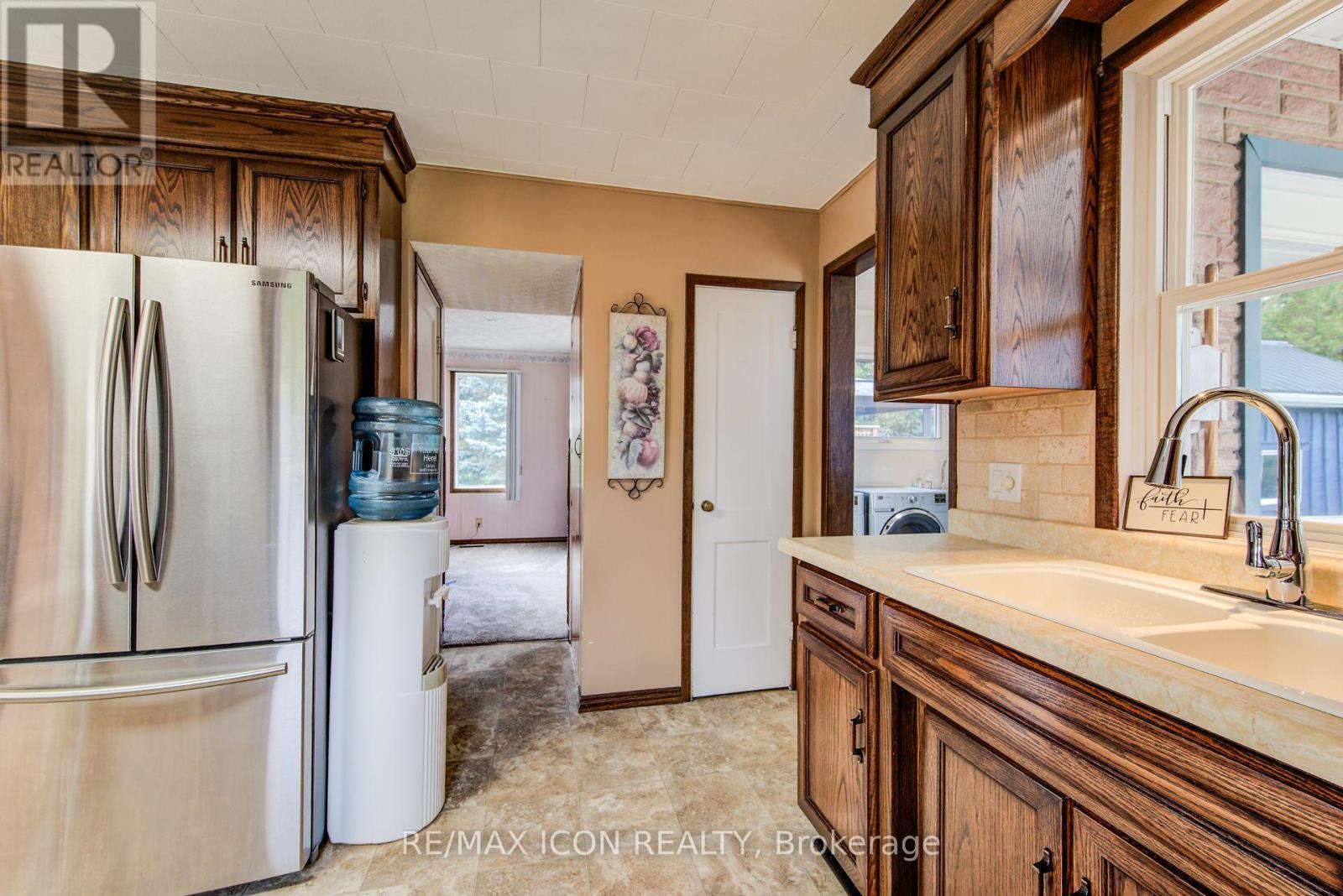 1301 Lobsinger Line, Woolwich, ON - Indoor Photo Showing Kitchen With Double Sink