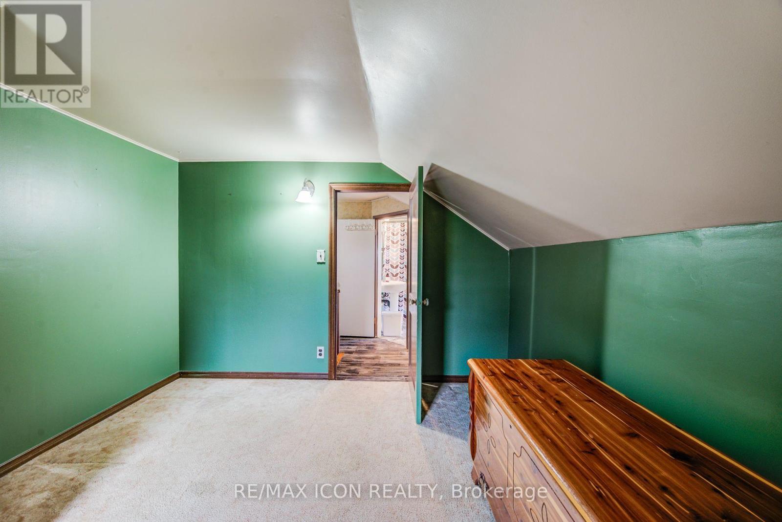 1301 Lobsinger Line, Woolwich, ON - Indoor Photo Showing Other Room