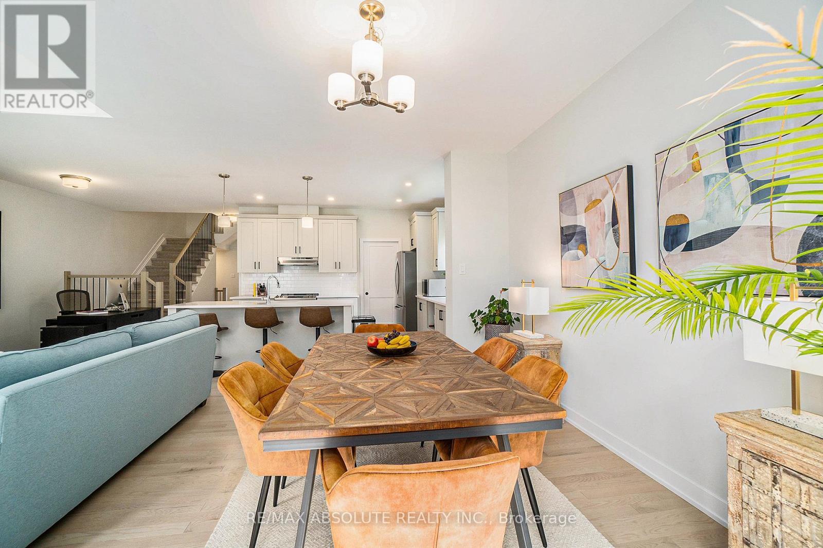 29 Mac Beattie Drive S, Arnprior, ON - Indoor Photo Showing Dining Room
