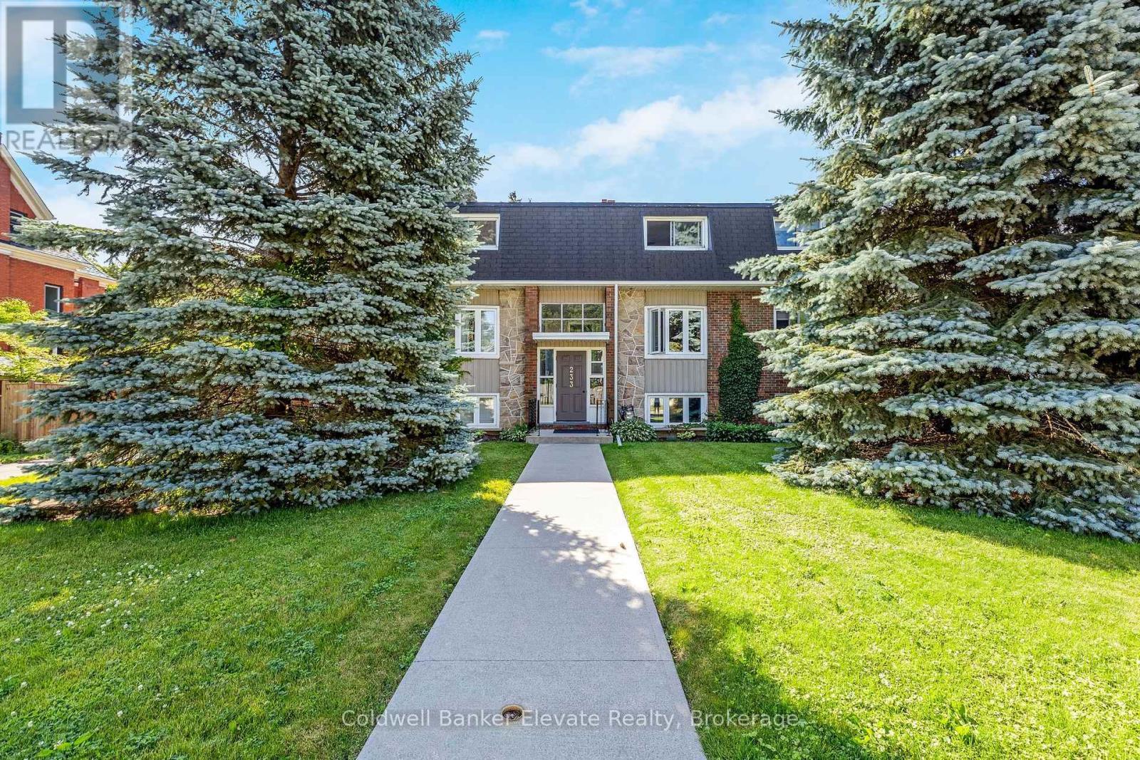 24 - 233 Westminster Drive S, Cambridge, ON - Outdoor With Facade