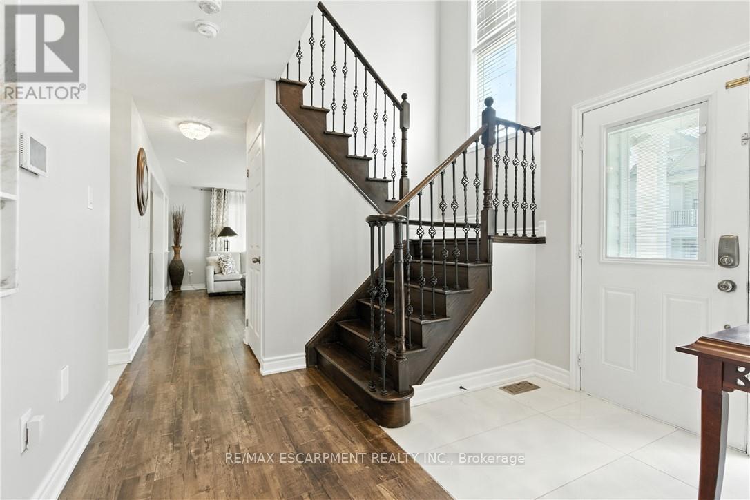 7764 Sycamore Drive, Niagara Falls, ON - Indoor Photo Showing Other Room