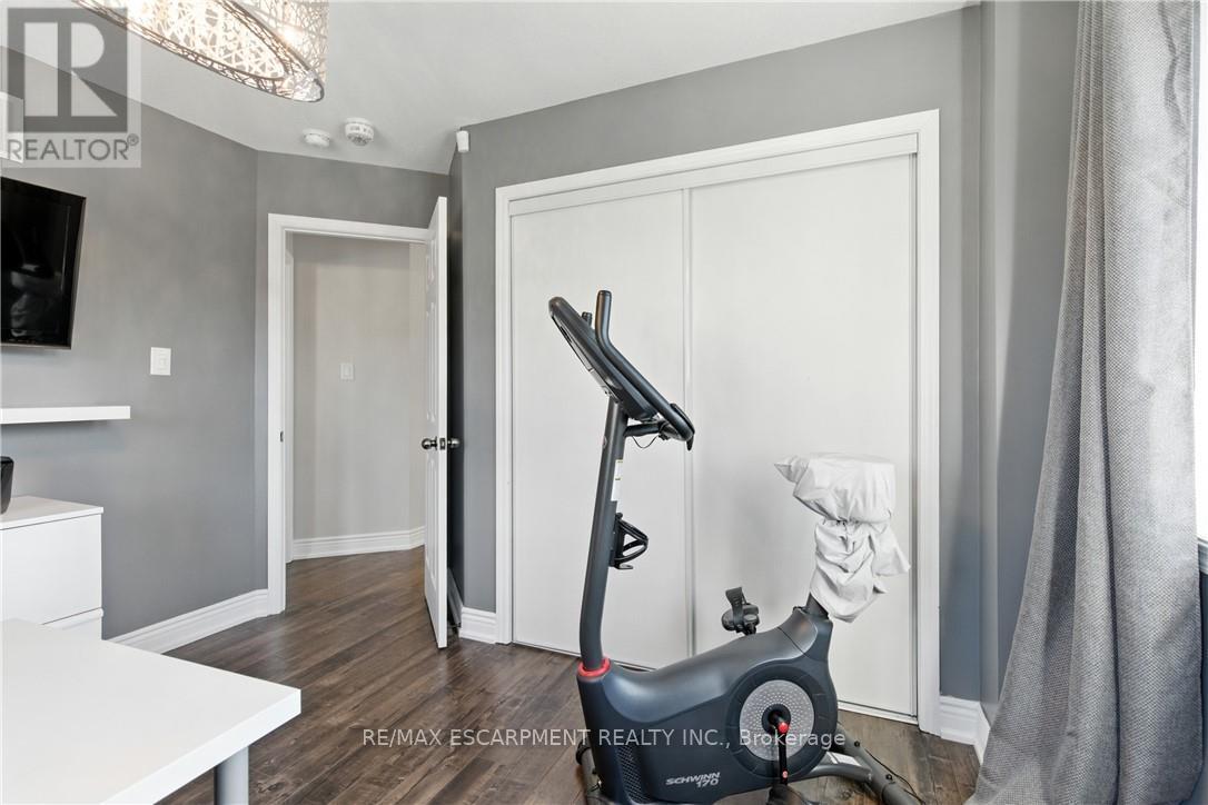 7764 Sycamore Drive, Niagara Falls, ON - Indoor