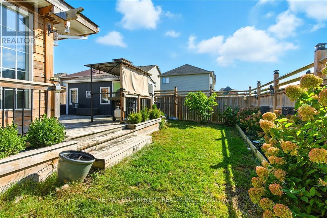 7764 Sycamore Drive, Niagara Falls, ON - Outdoor