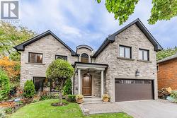 5 HARROWBY COURT Toronto, ON M9B 3H3