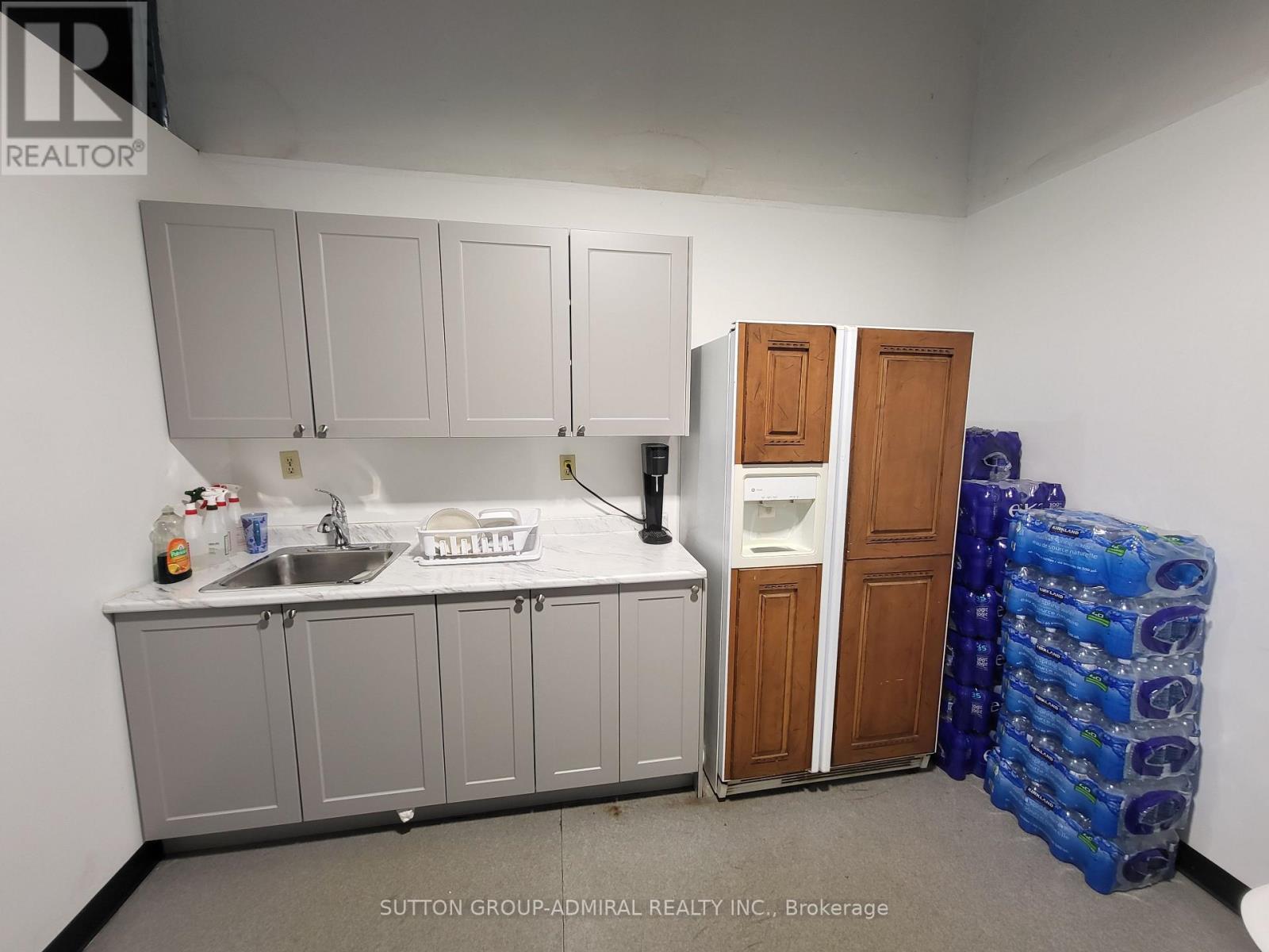 215 Dolomite Drive, Toronto, ON