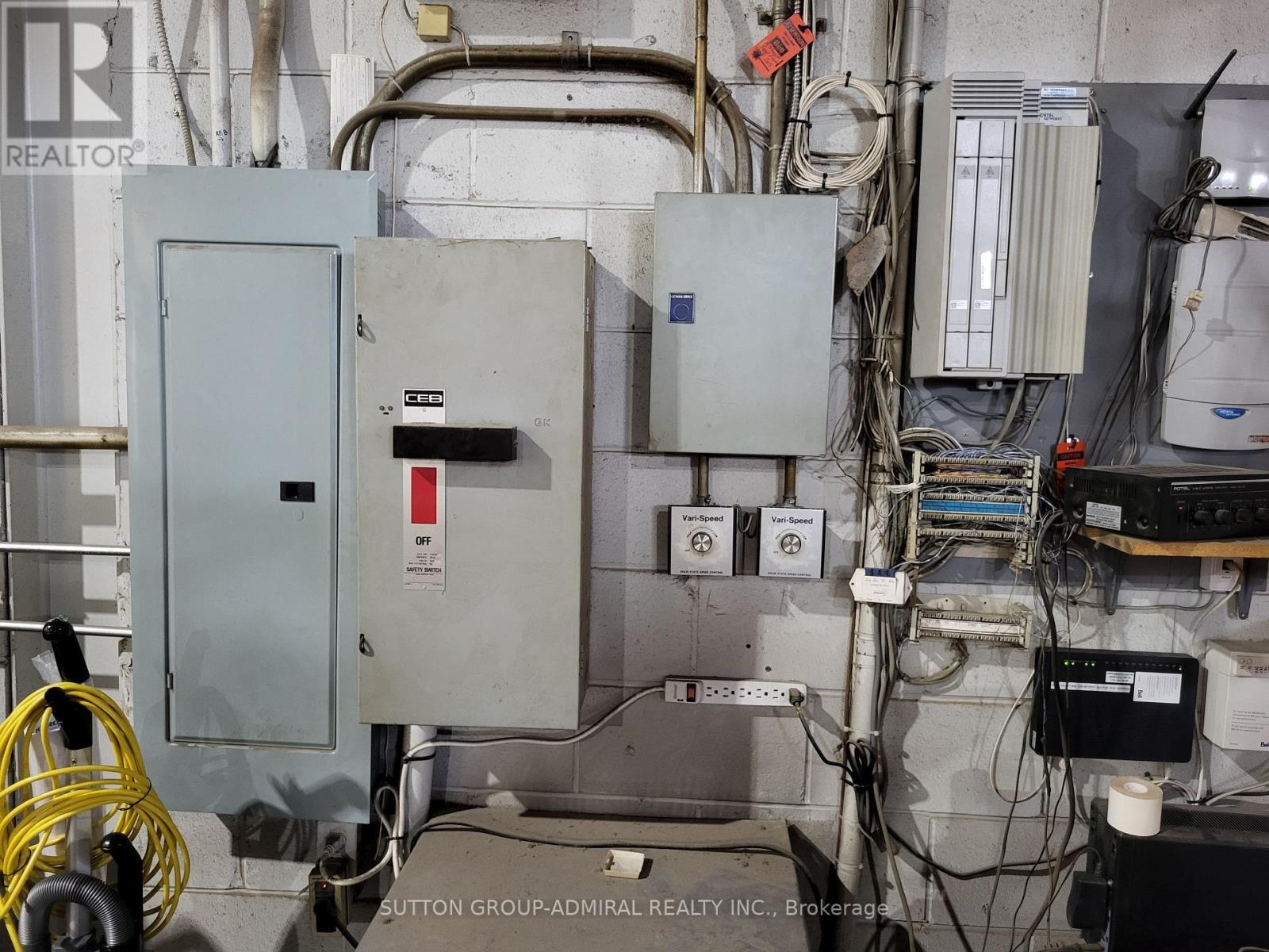 215 Dolomite Drive, Toronto, ON