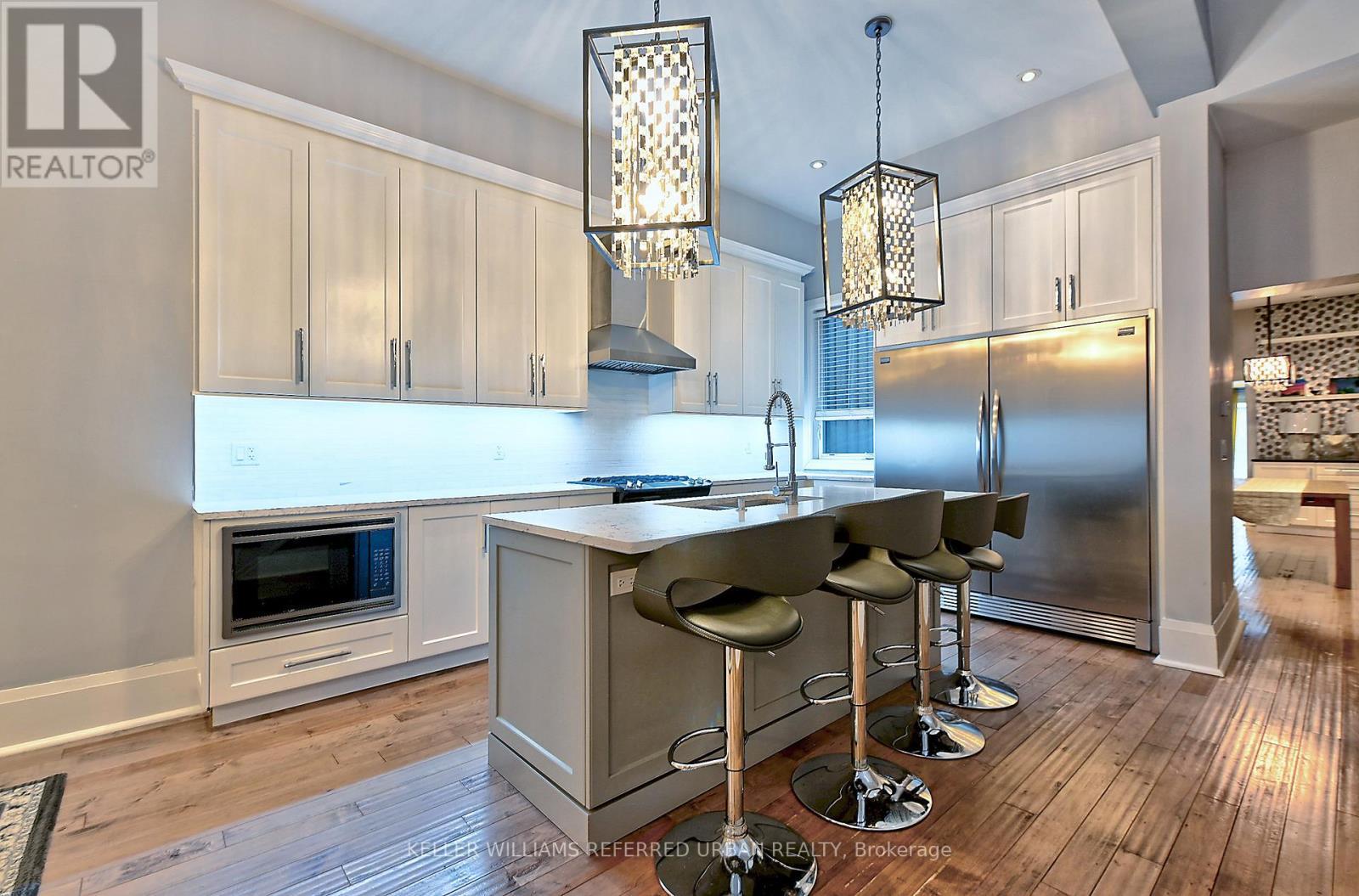 A - 48 Lansdowne Avenue, Toronto, ON - Indoor Photo Showing Kitchen With Stainless Steel Kitchen With Upgraded Kitchen