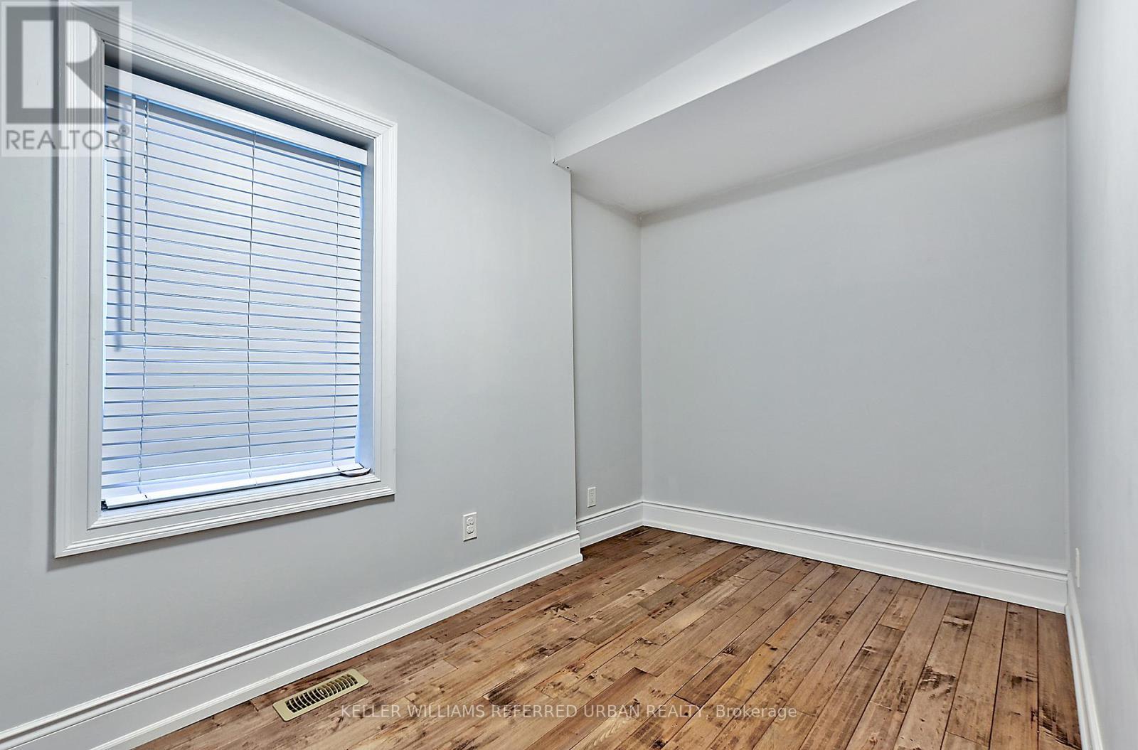 A - 48 Lansdowne Avenue, Toronto, ON - Indoor Photo Showing Other Room