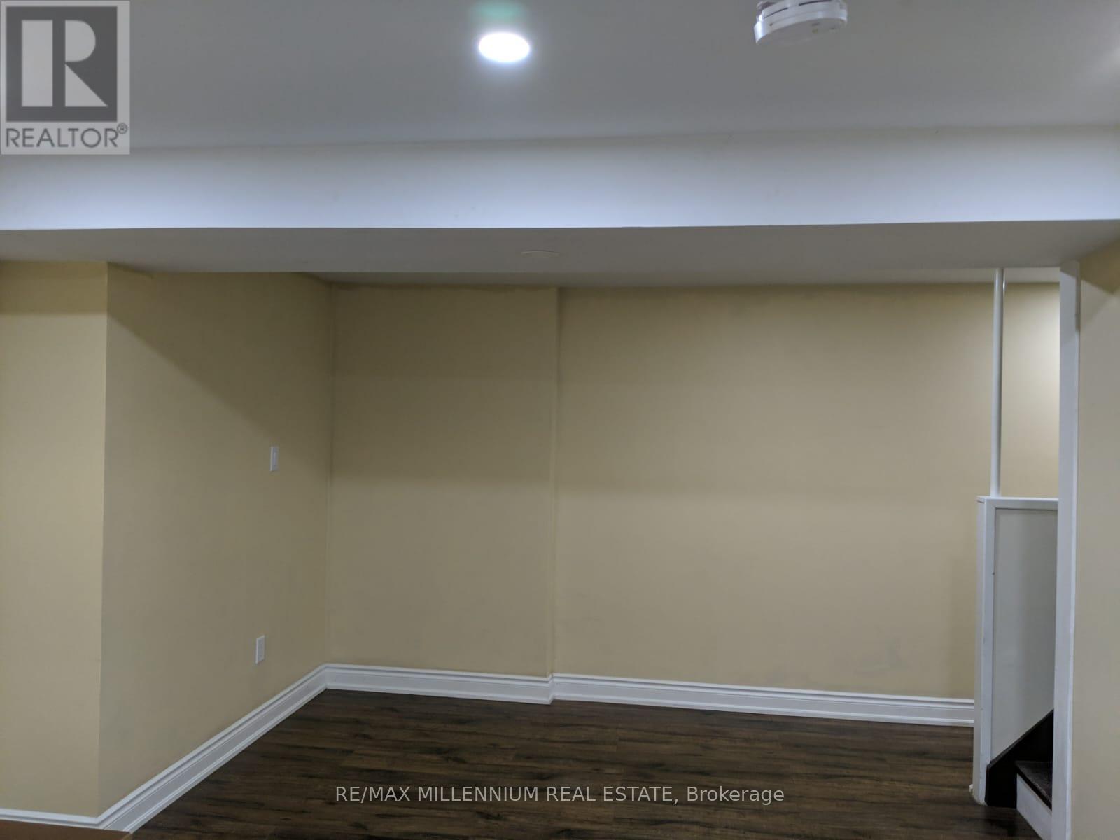 Bsmt - 18 Junewood Crescent, Brampton, ON - Indoor