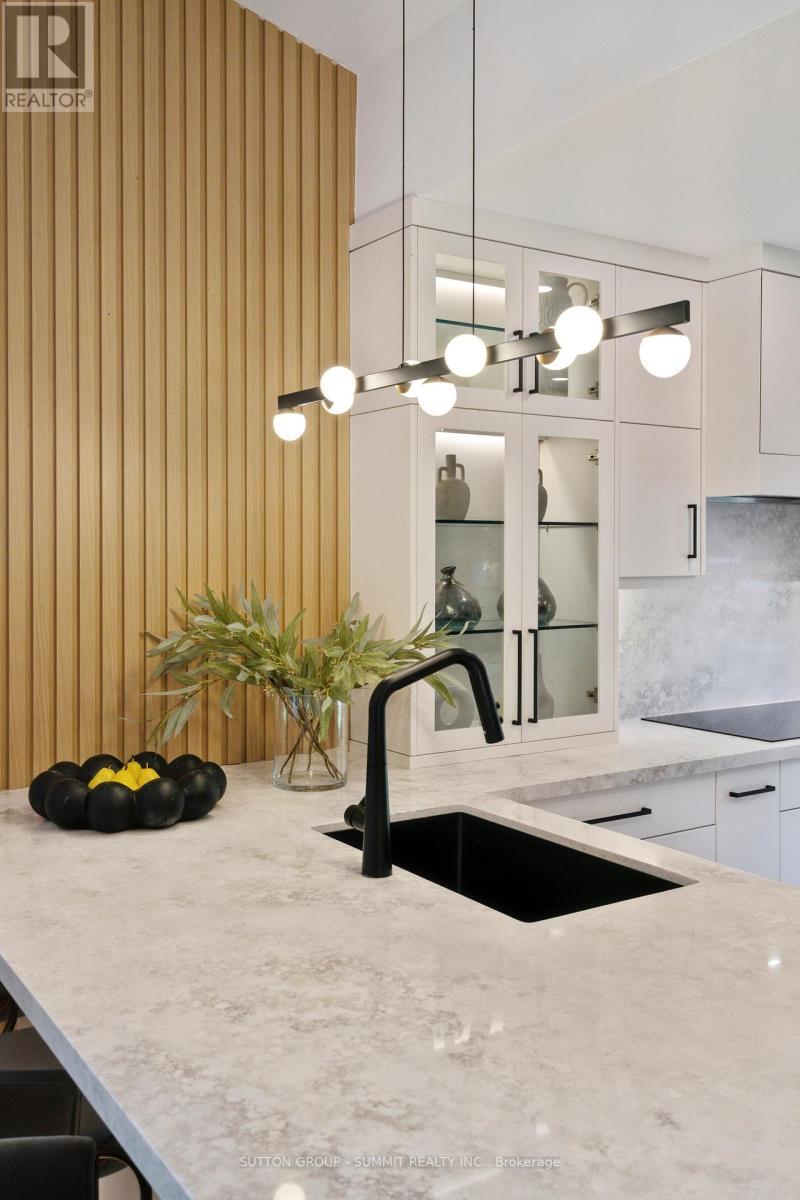 1688 Missenden Crescent, Mississauga, ON - Indoor