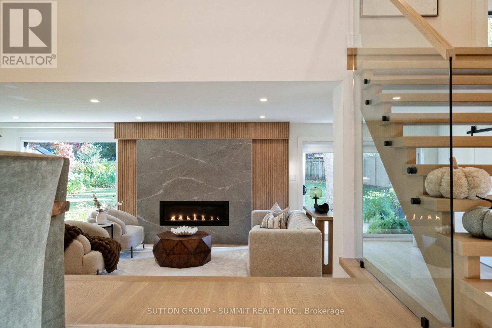 1688 Missenden Crescent, Mississauga, ON - Indoor With Fireplace