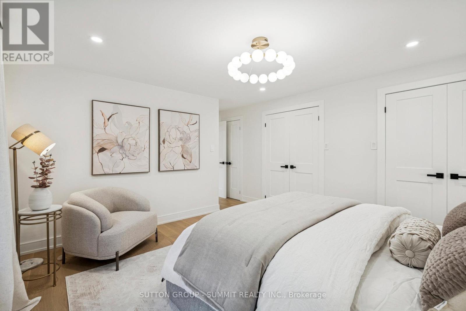 1688 Missenden Crescent, Mississauga, ON - Indoor Photo Showing Bedroom