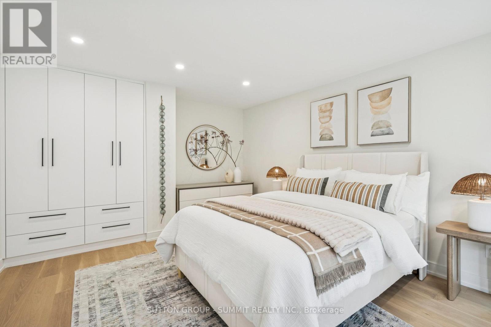 1688 Missenden Crescent, Mississauga, ON - Indoor Photo Showing Bedroom