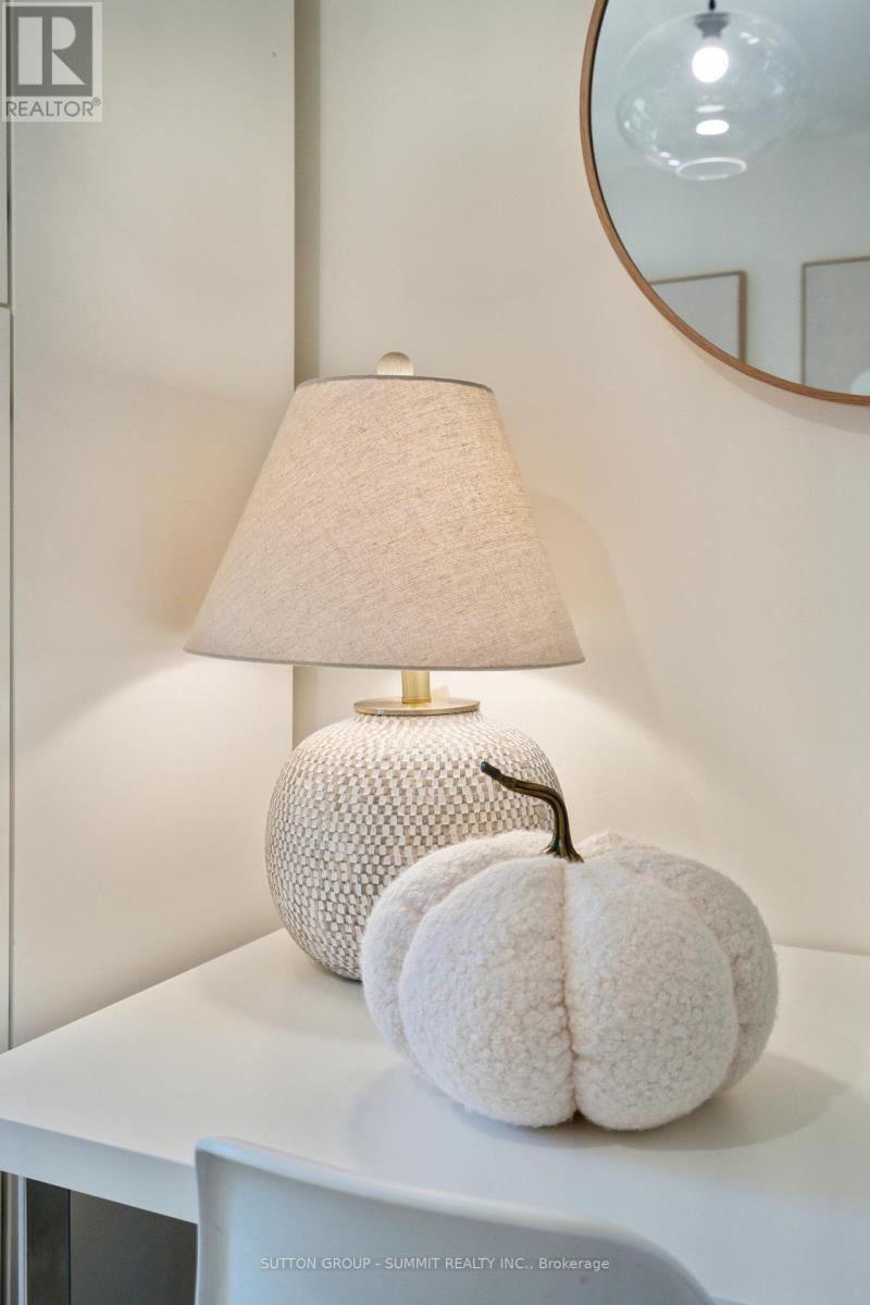 1688 Missenden Crescent, Mississauga, ON - Indoor Photo Showing Other Room