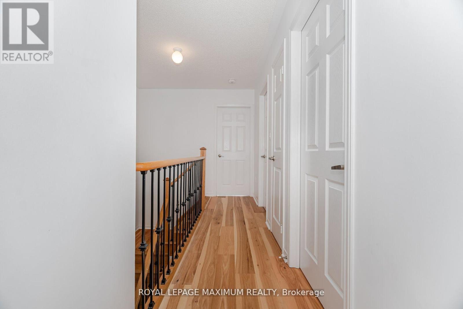 58 Gentile Circle, Vaughan, ON - Indoor Photo Showing Other Room