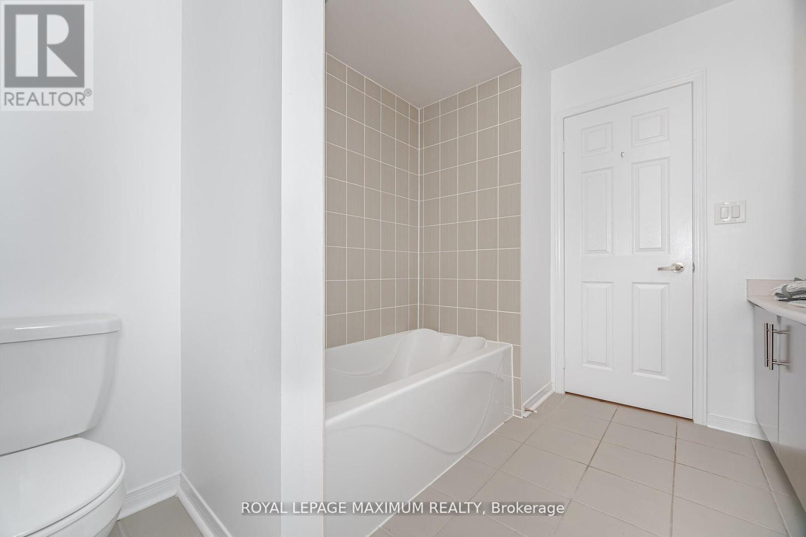 58 Gentile Circle, Vaughan, ON - Indoor Photo Showing Bathroom