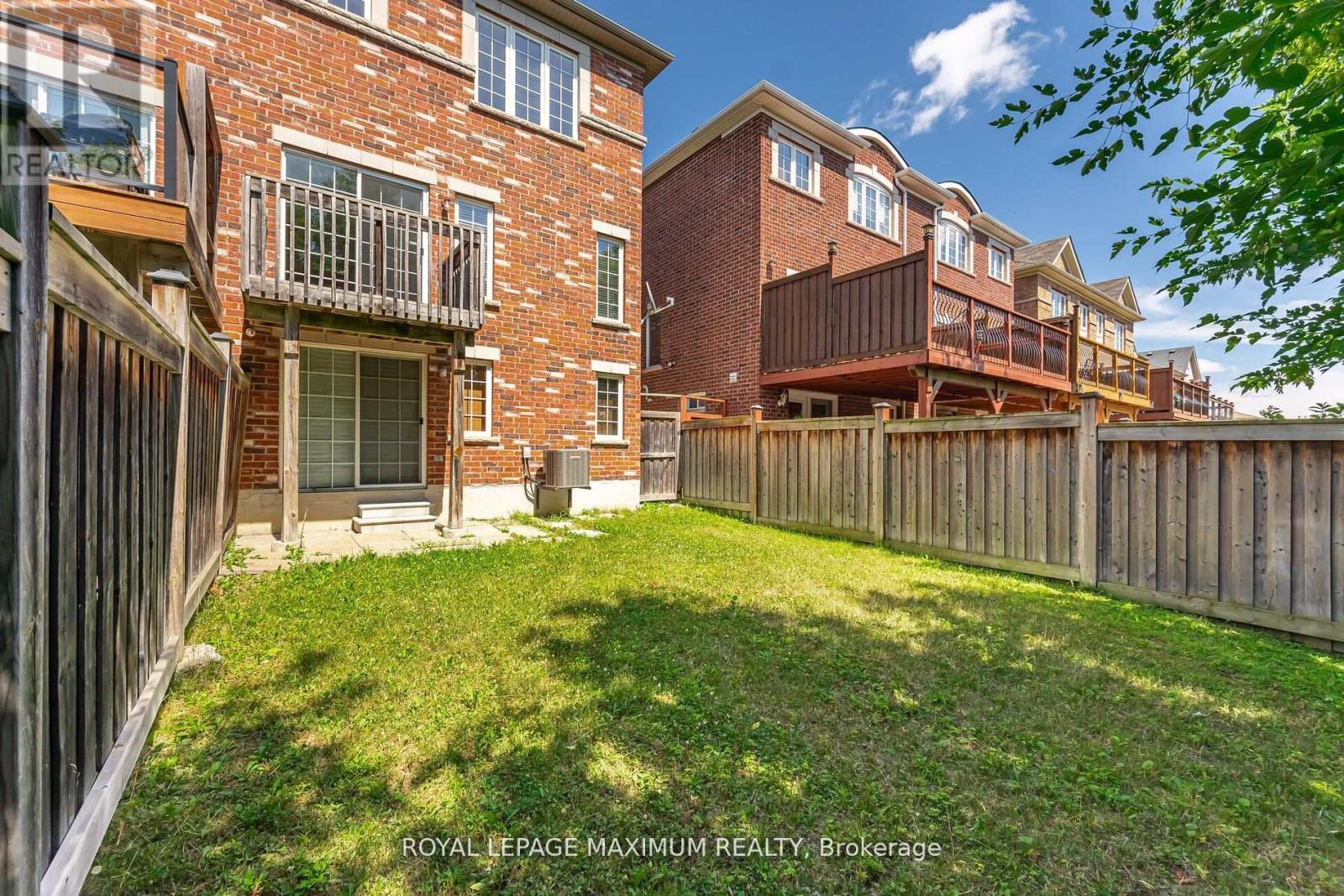 58 Gentile Circle, Vaughan, ON - Outdoor