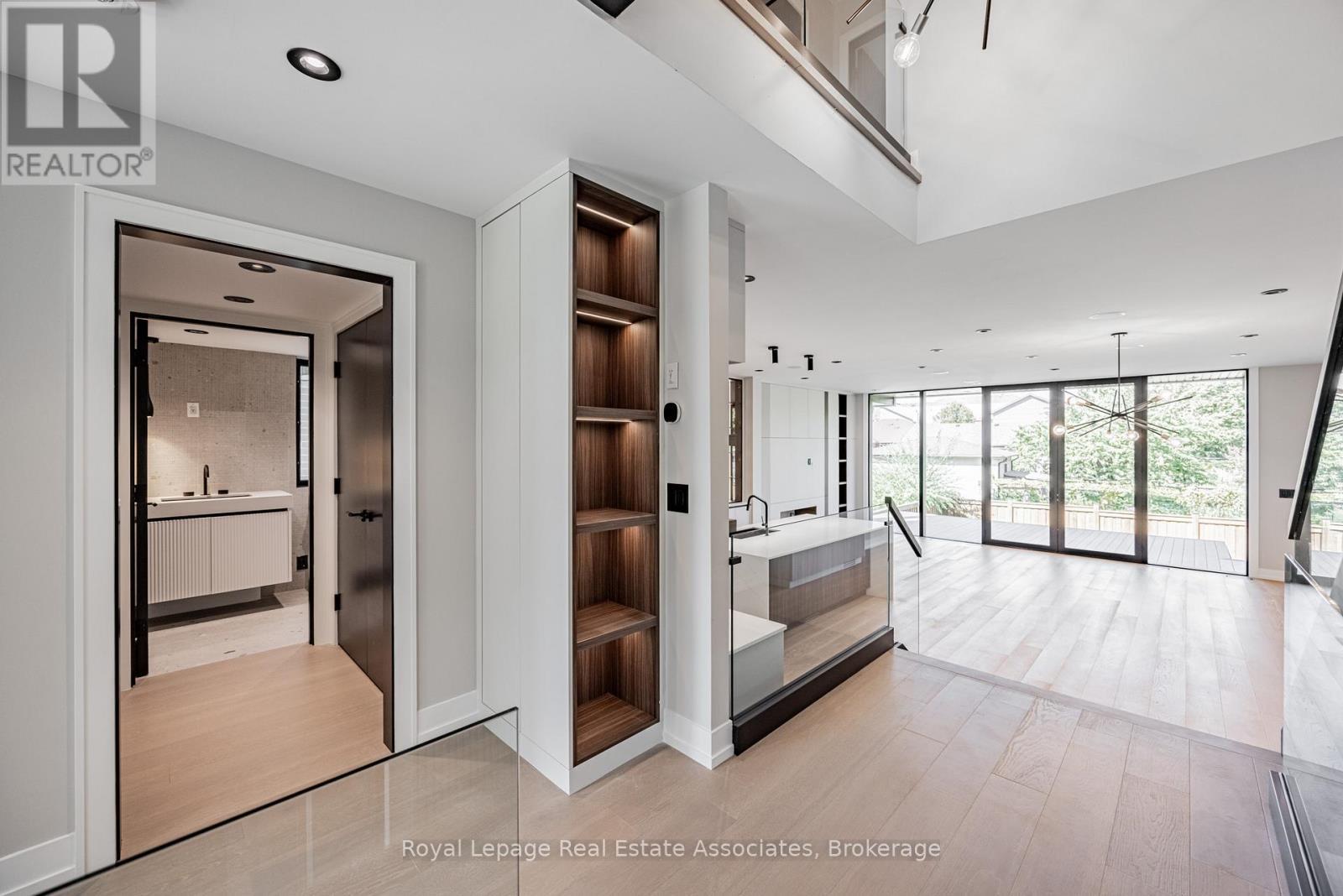 953 Halliday Avenue, Mississauga, ON - Indoor Photo Showing Other Room