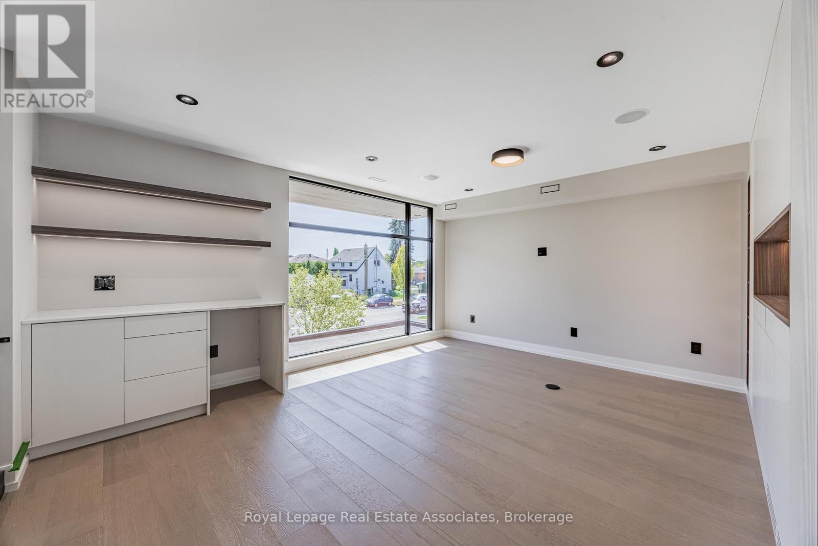 953 Halliday Avenue, Mississauga, ON - Indoor Photo Showing Other Room