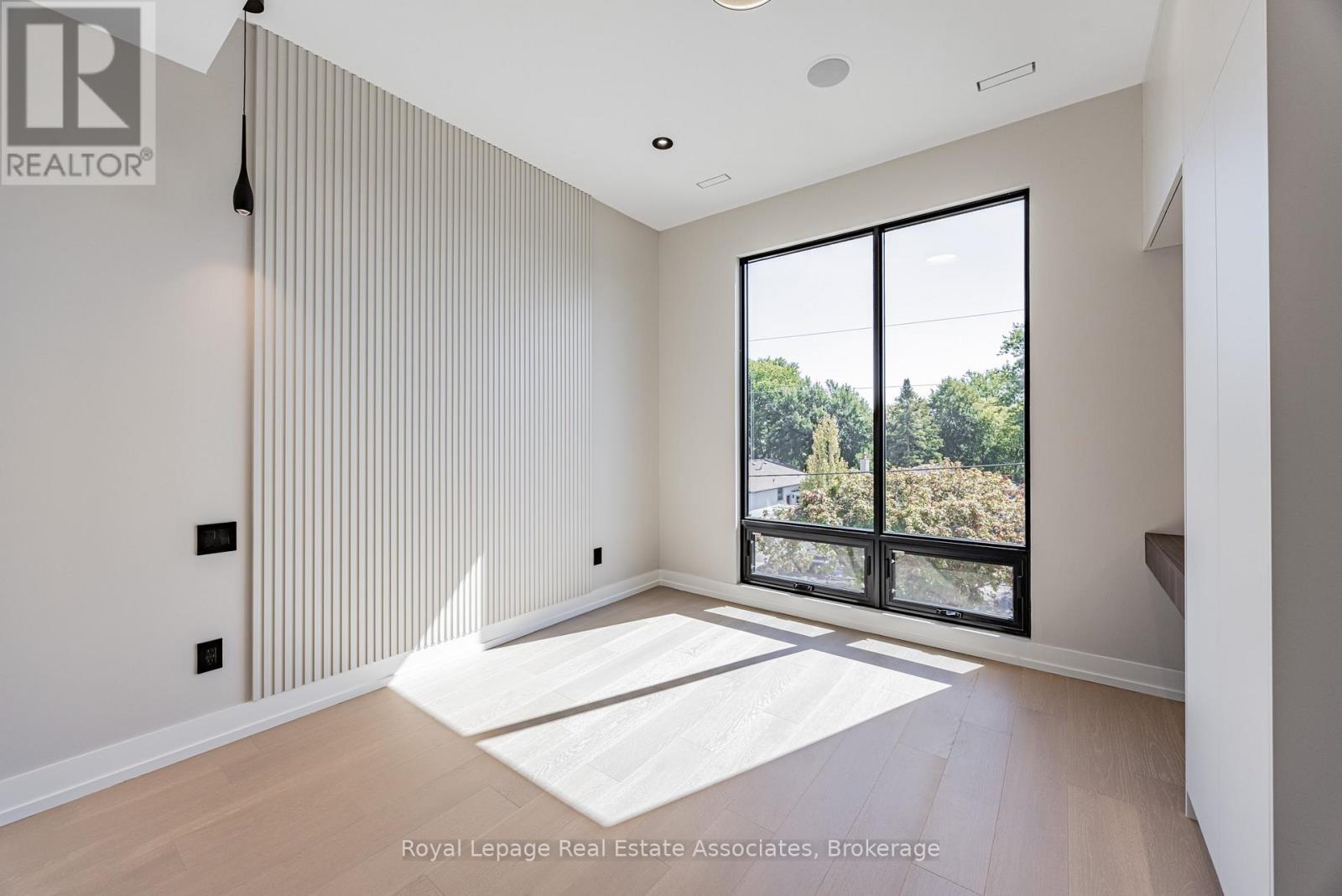 953 Halliday Avenue, Mississauga, ON - Indoor Photo Showing Other Room