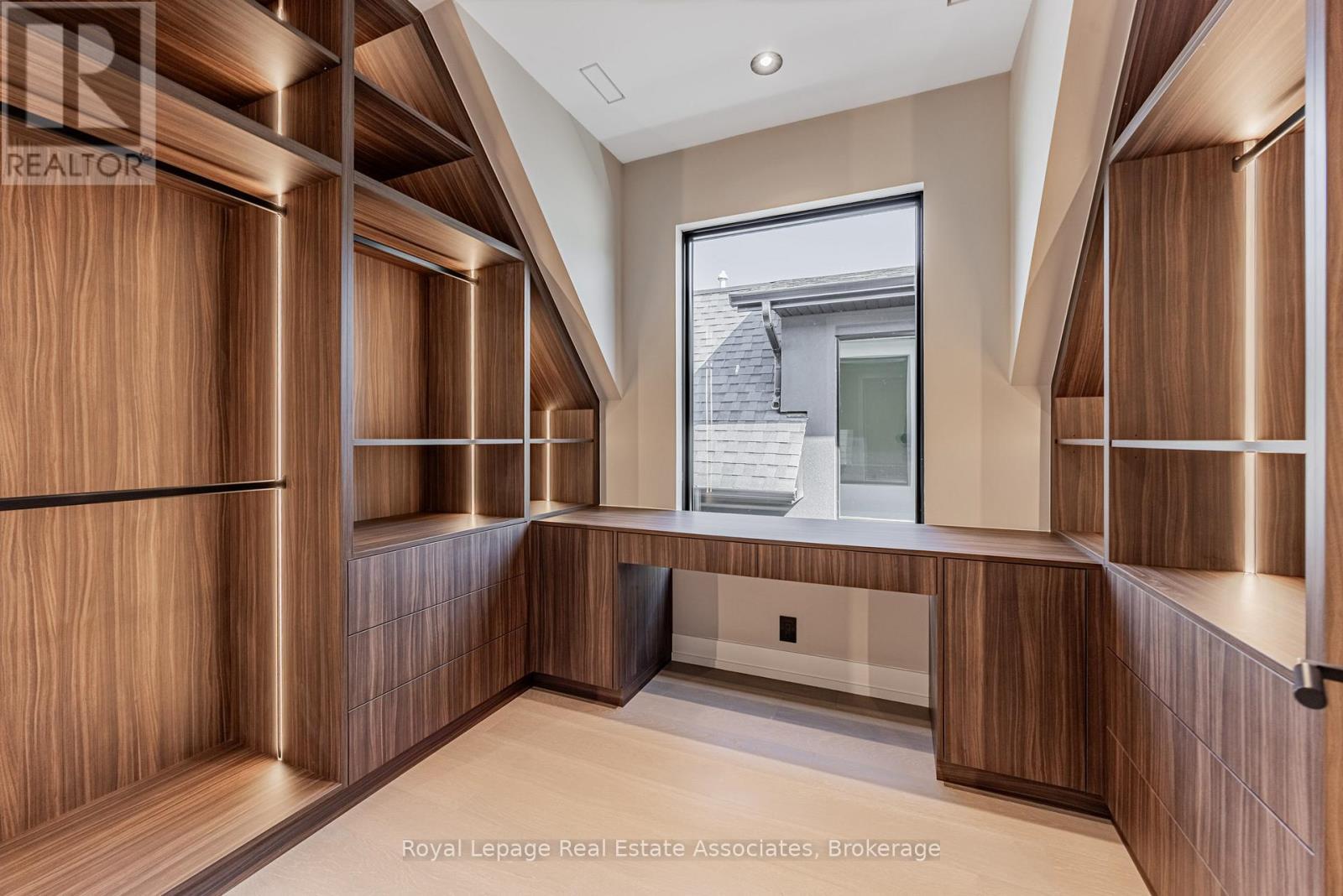 953 Halliday Avenue, Mississauga, ON - Indoor Photo Showing Other Room