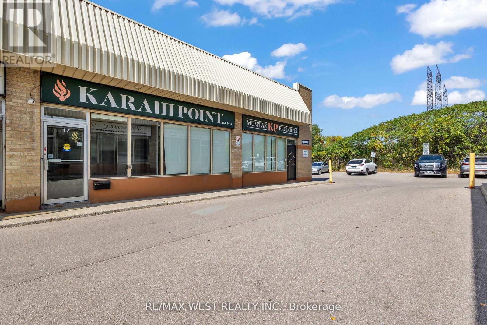 17&18 - 418 Hanlan Road, Vaughan, ON