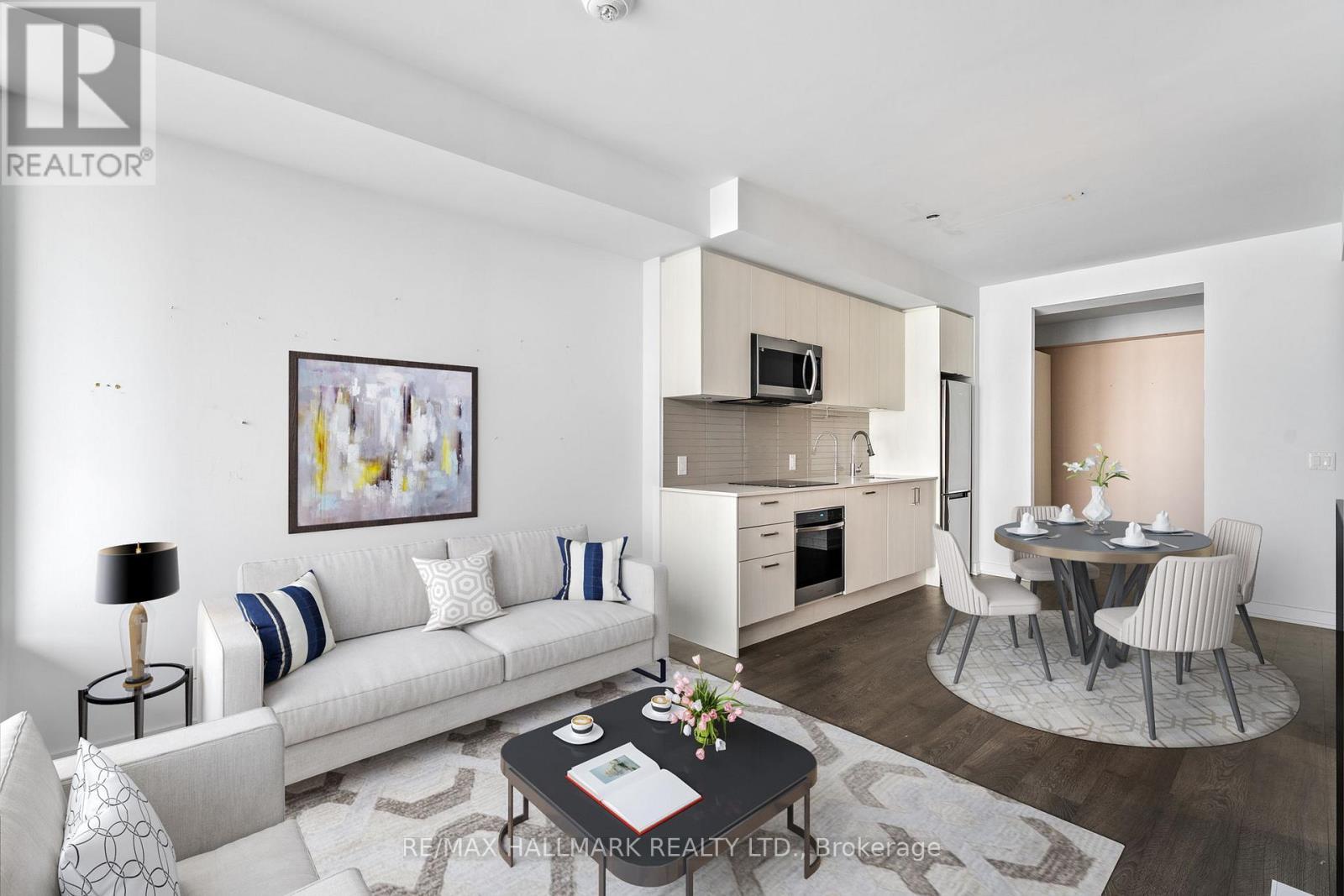 3807 - 1928 Lakeshore Boulevard W, Toronto, ON - Indoor Photo Showing Living Room