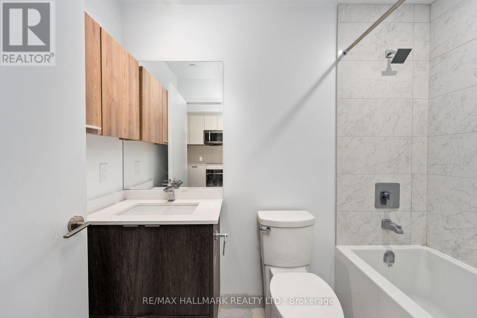 3807 - 1928 Lakeshore Boulevard W, Toronto, ON - Indoor Photo Showing Bathroom