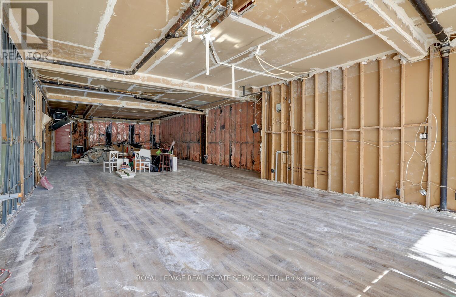 894 College Street, Toronto, ON