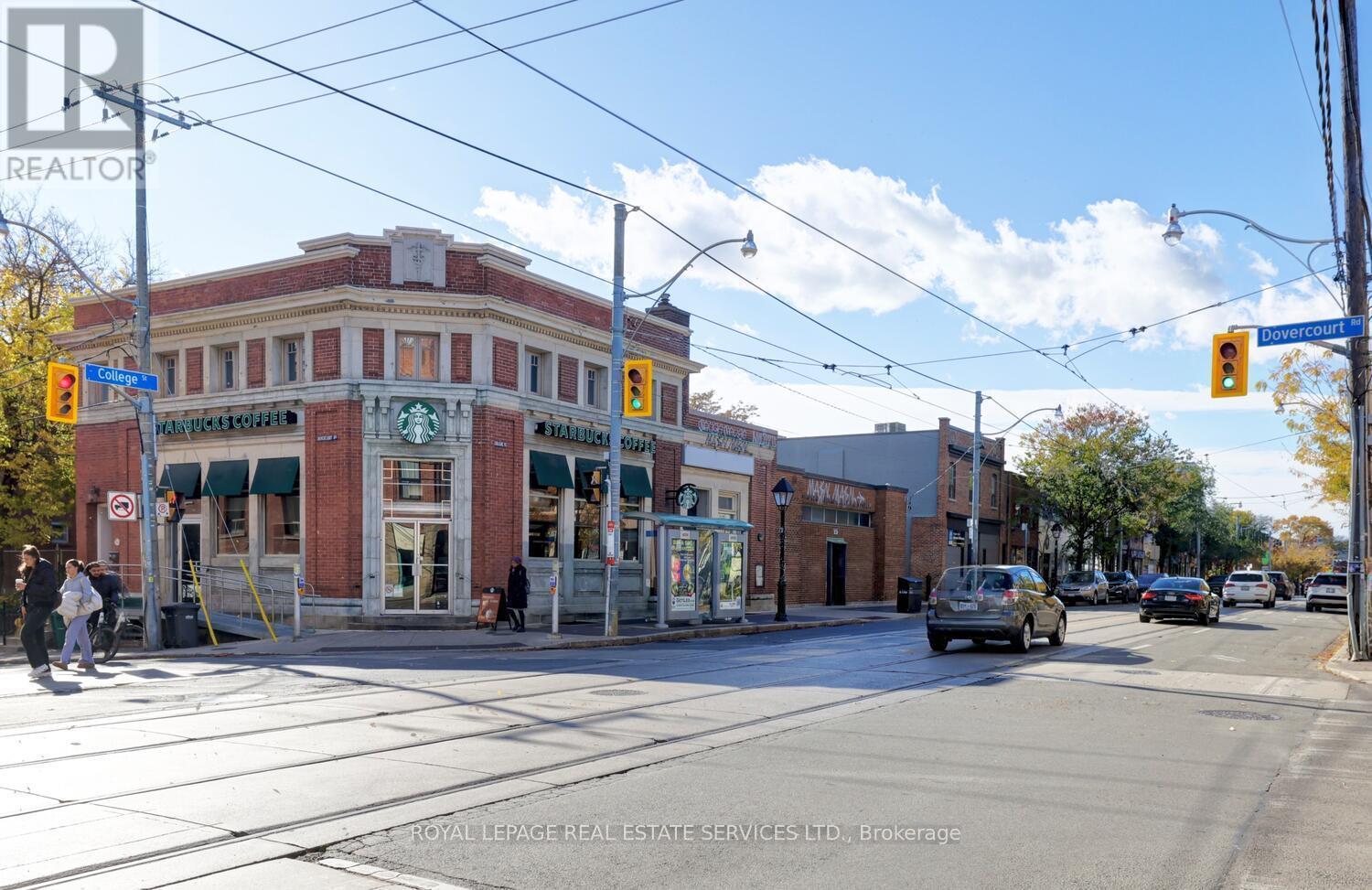 894 College Street, Toronto, ON