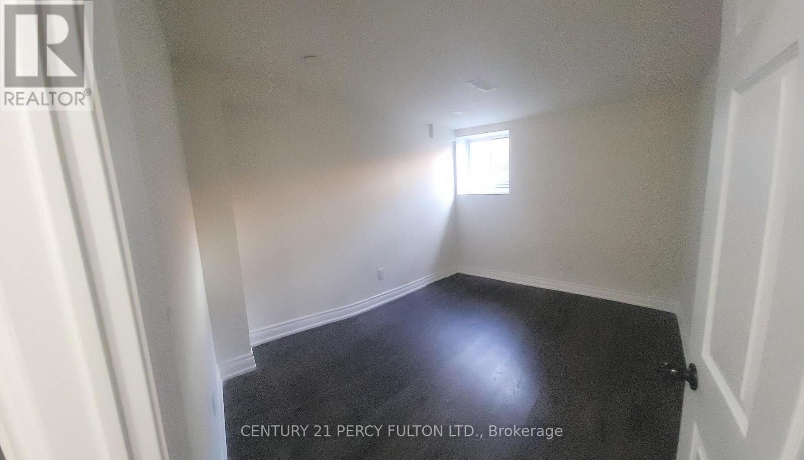 Bsmt - 120 Westfield Drive, Whitby, ON - Indoor Photo Showing Other Room