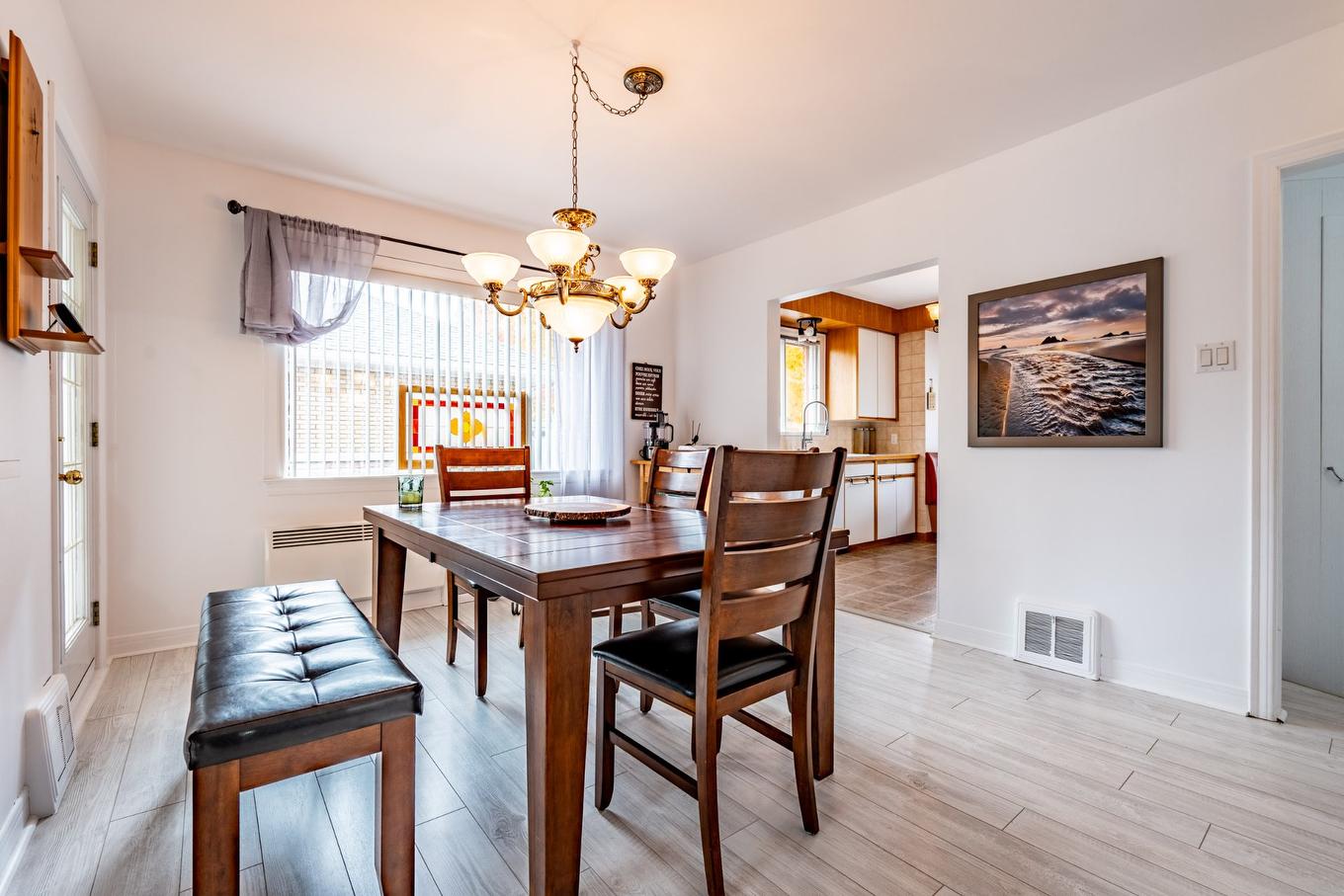 Salle à manger - 235 Rue De La Madone, Trois-Rivières, QC - Indoor Photo Showing Dining Room
