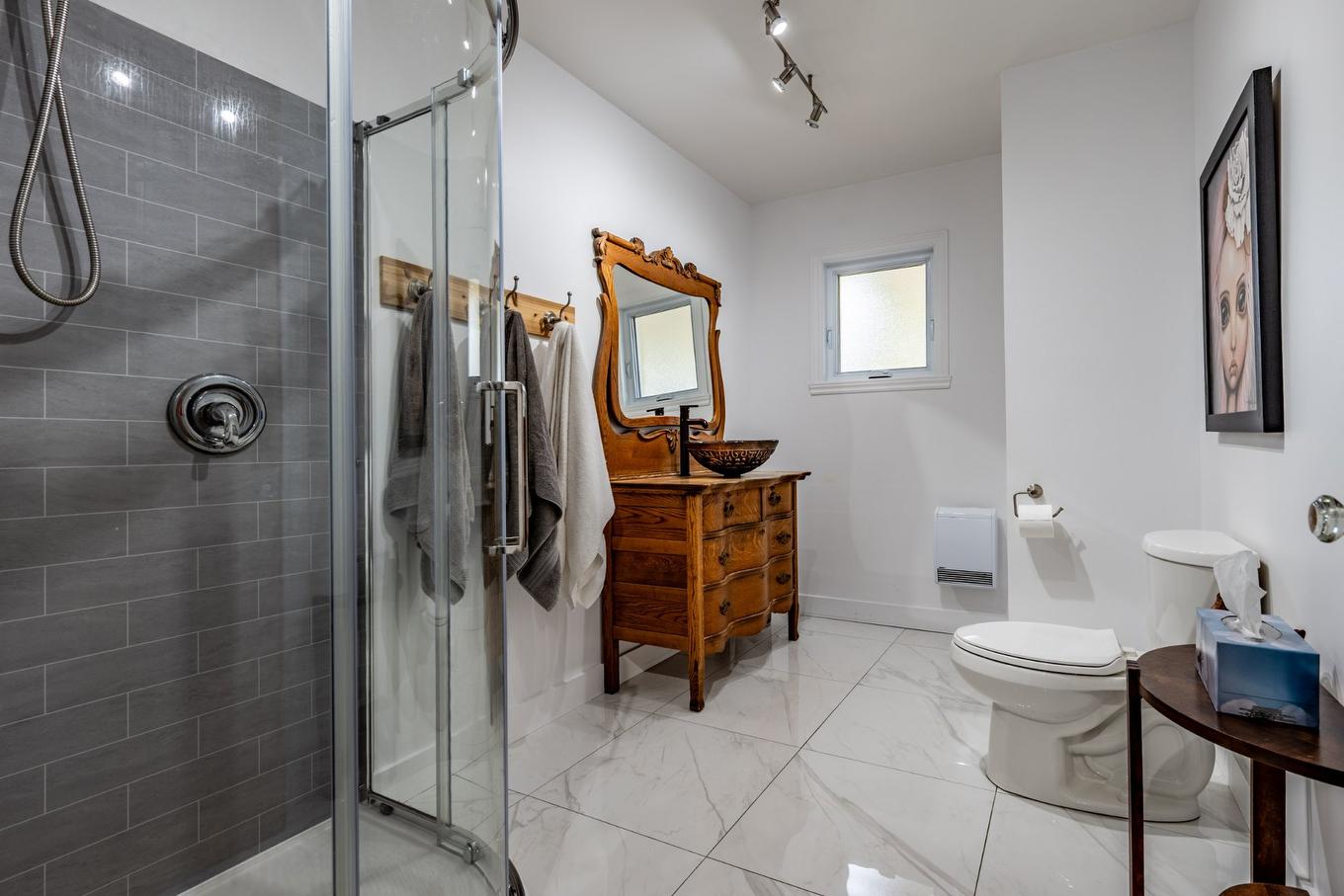 Salle de bains - 235 Rue De La Madone, Trois-Rivières, QC - Indoor Photo Showing Bathroom