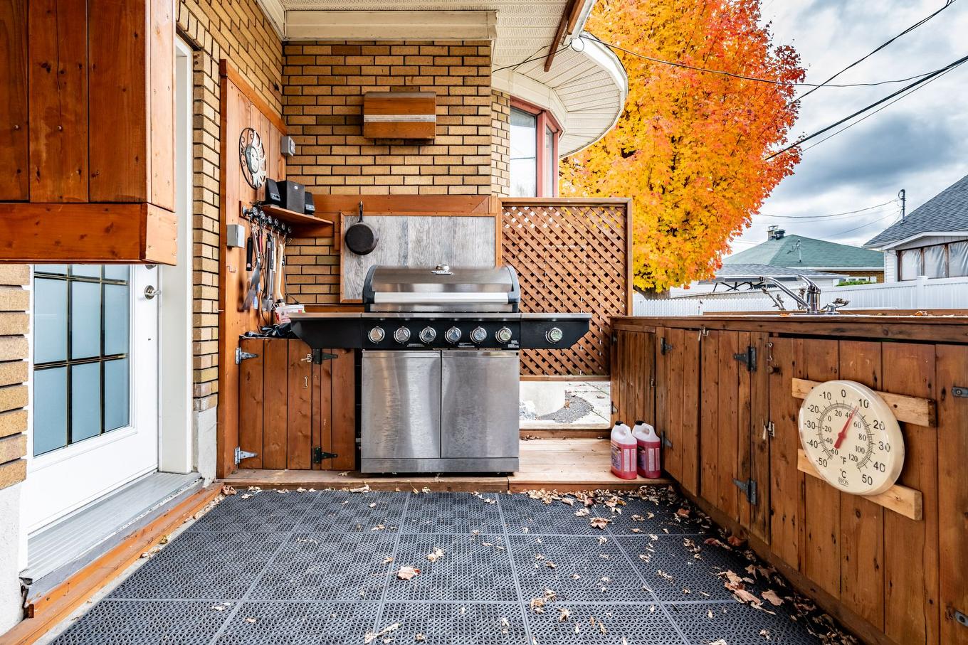 Terrasse - 235 Rue De La Madone, Trois-Rivières, QC - Outdoor With Exterior