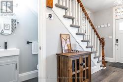 Main Floor 2 Piece -