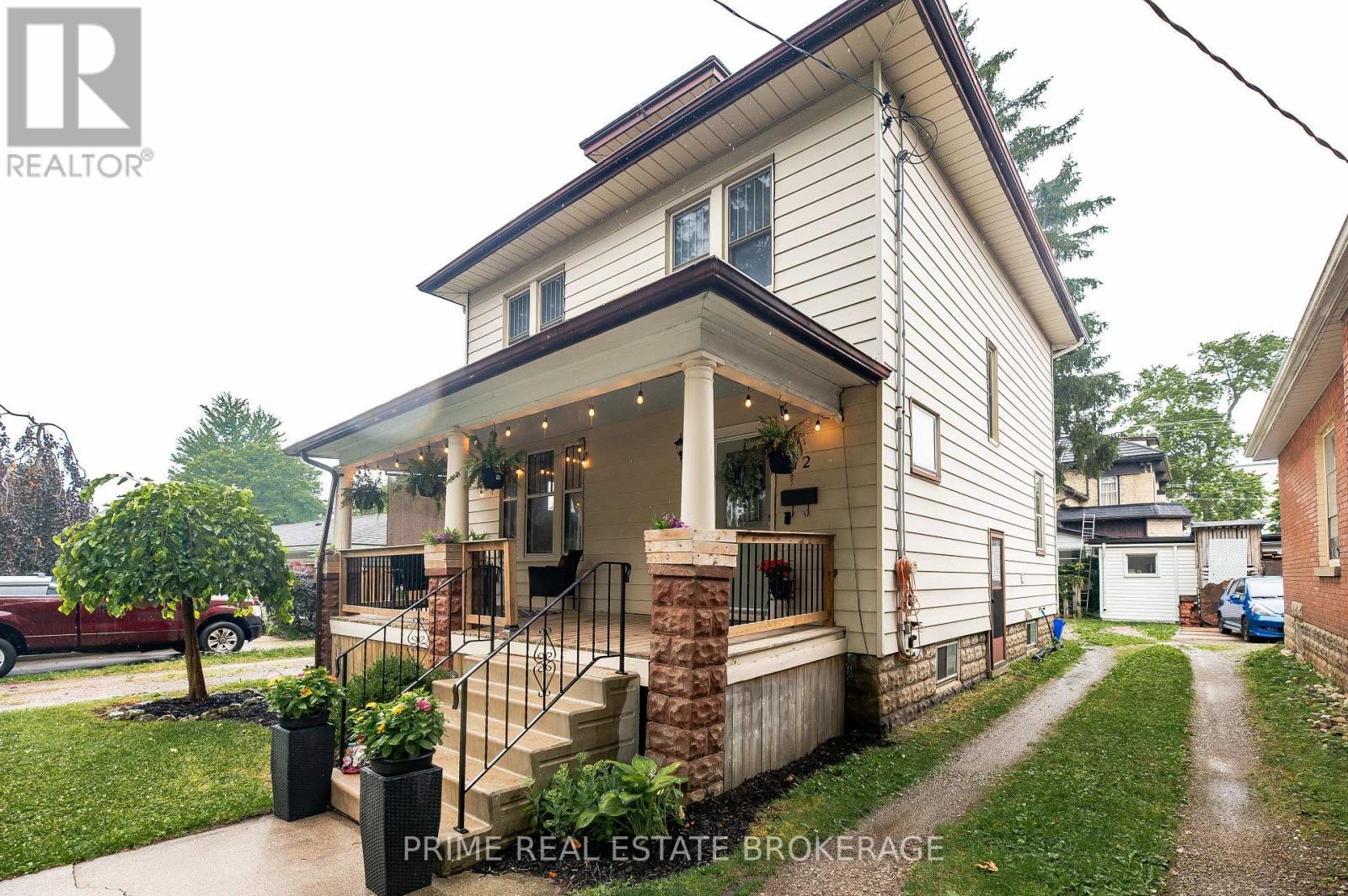 72 Walnut Street, St. Thomas, ON - Outdoor