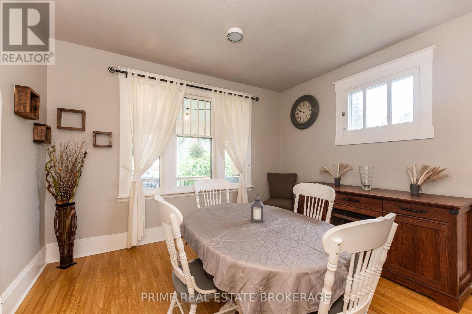 72 Walnut Street, St. Thomas, ON - Indoor Photo Showing Dining Room