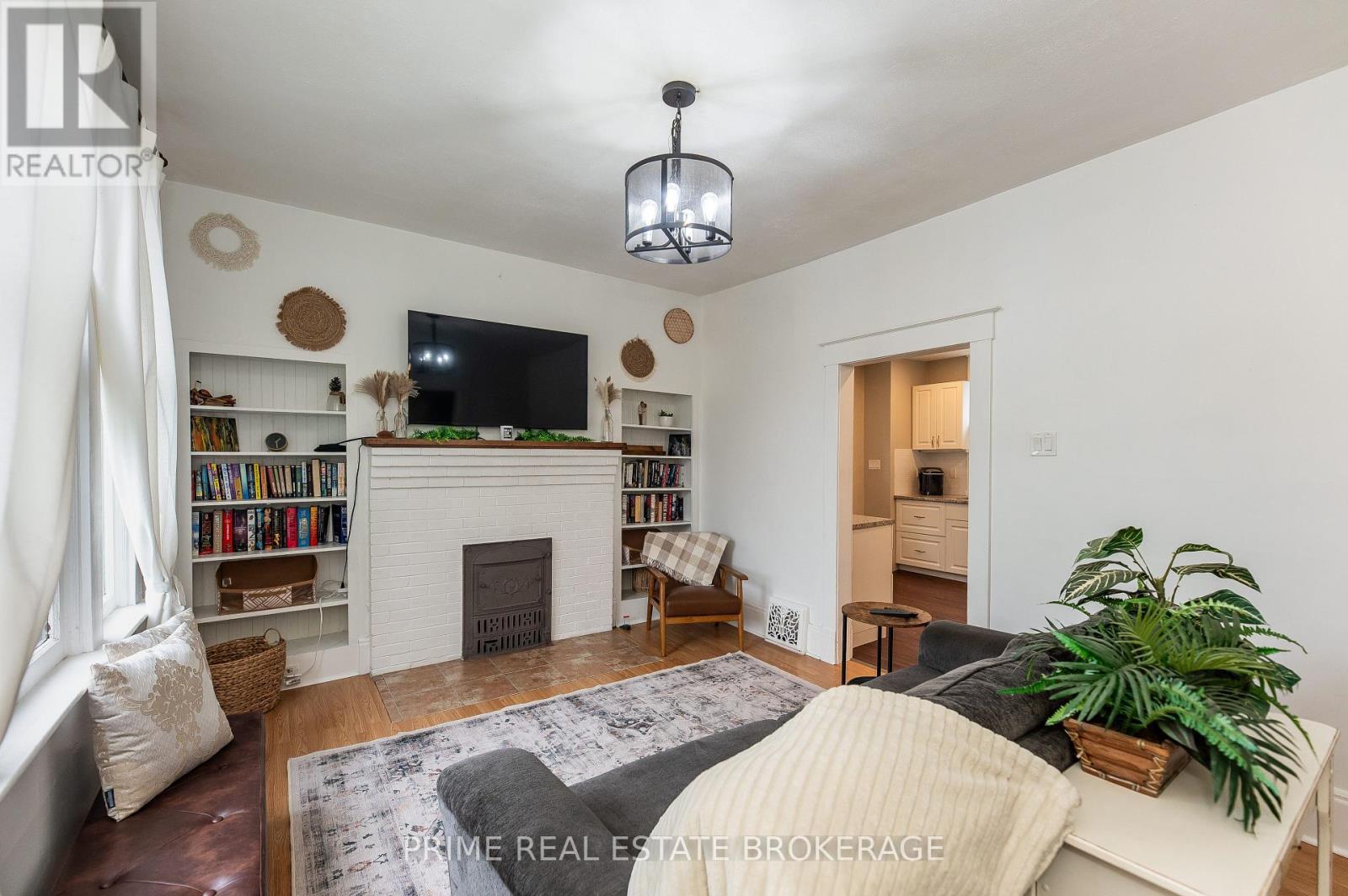 72 Walnut Street, St. Thomas, ON - Indoor