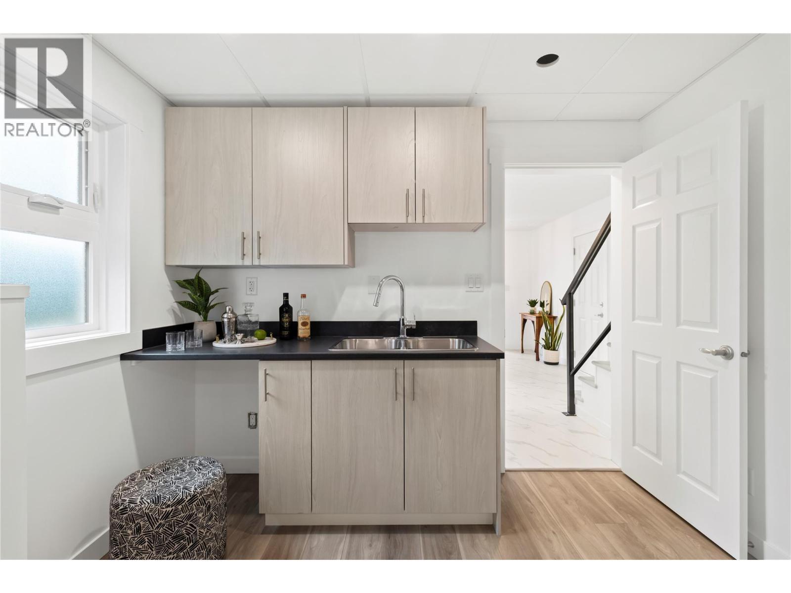 2868 Golf Course Drive, Blind Bay, BC - Indoor Photo Showing Kitchen With Double Sink
