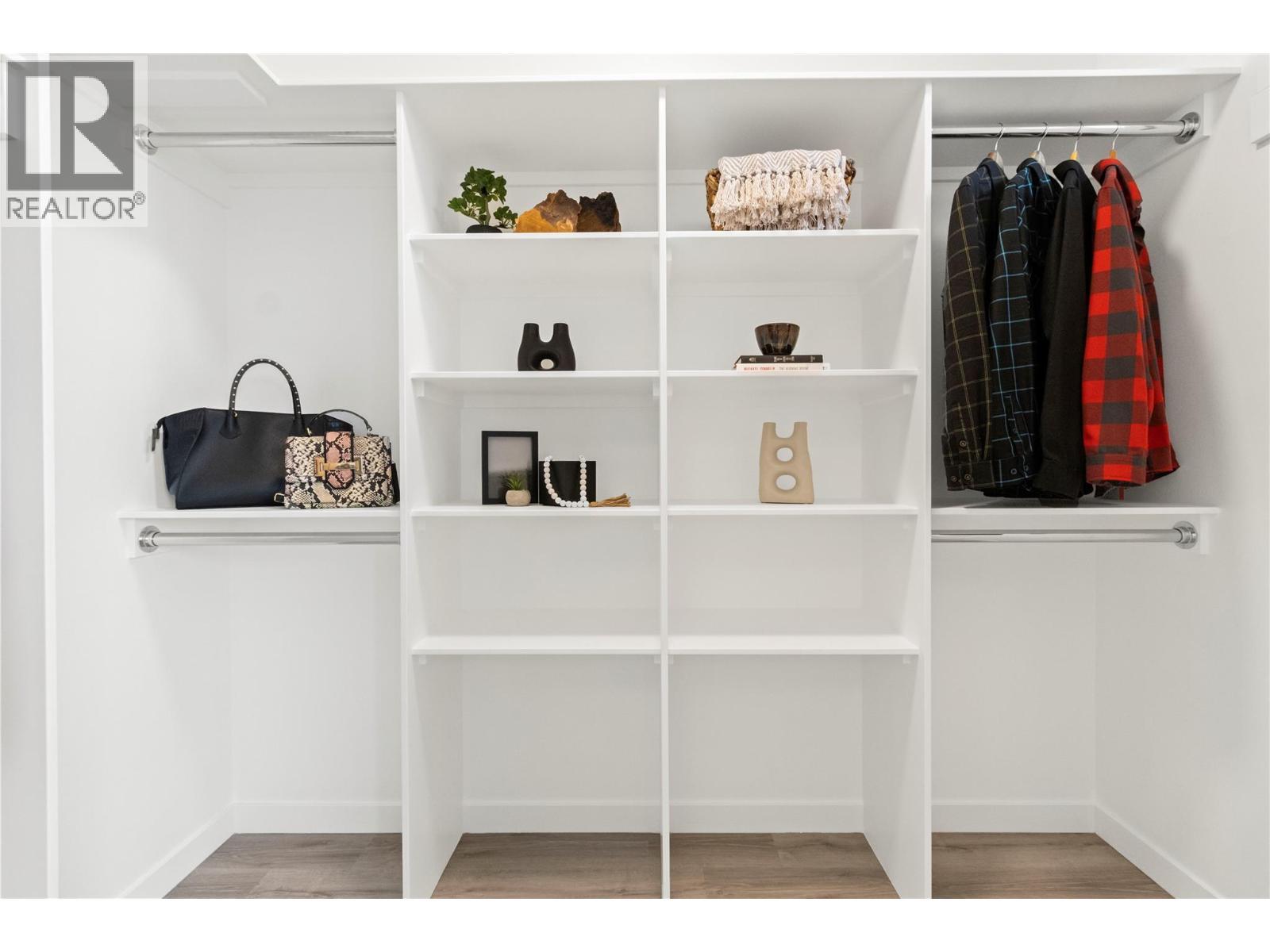 2868 Golf Course Drive, Blind Bay, BC - Indoor With Storage