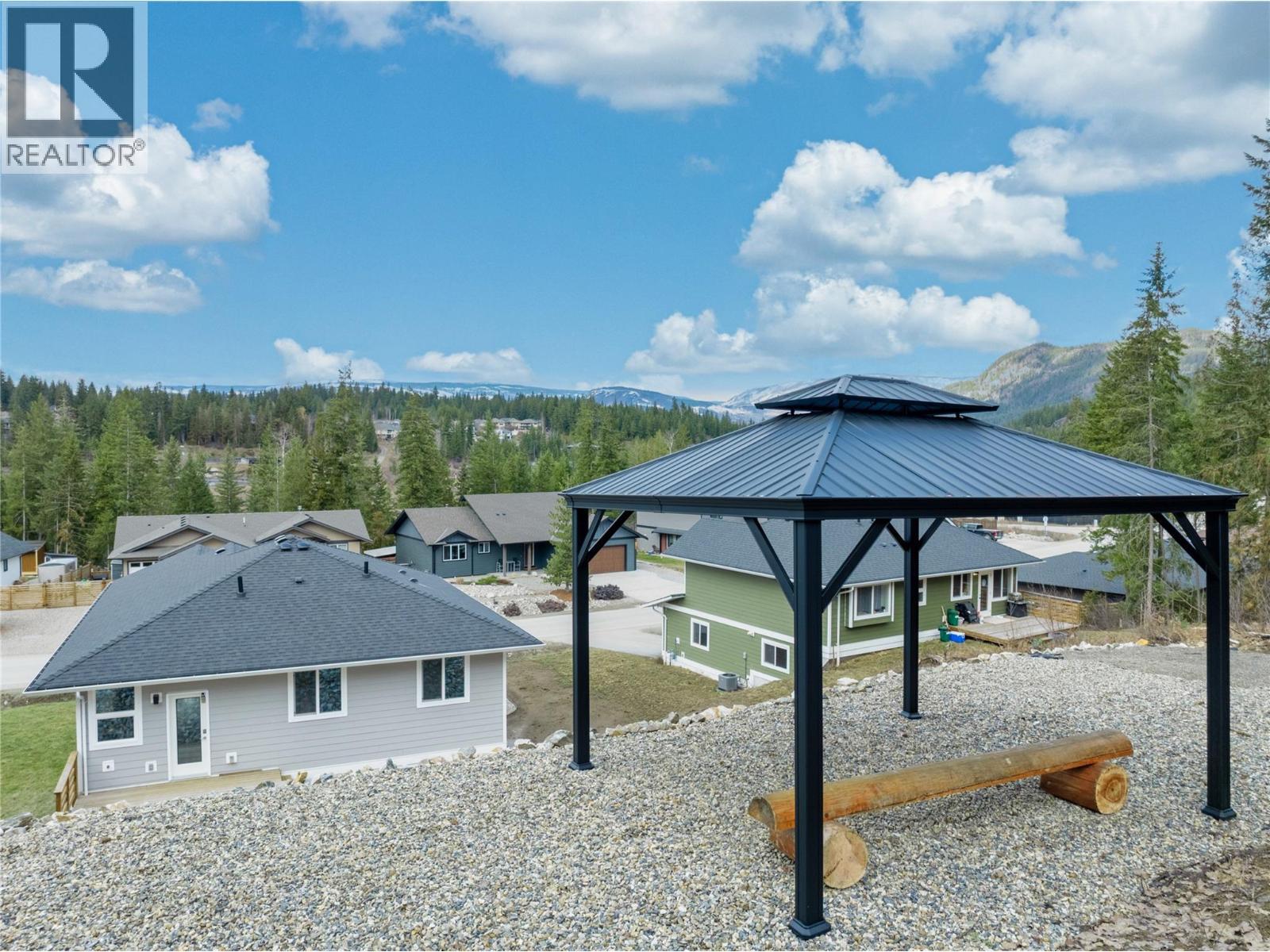 2868 Golf Course Drive, Blind Bay, BC - Outdoor