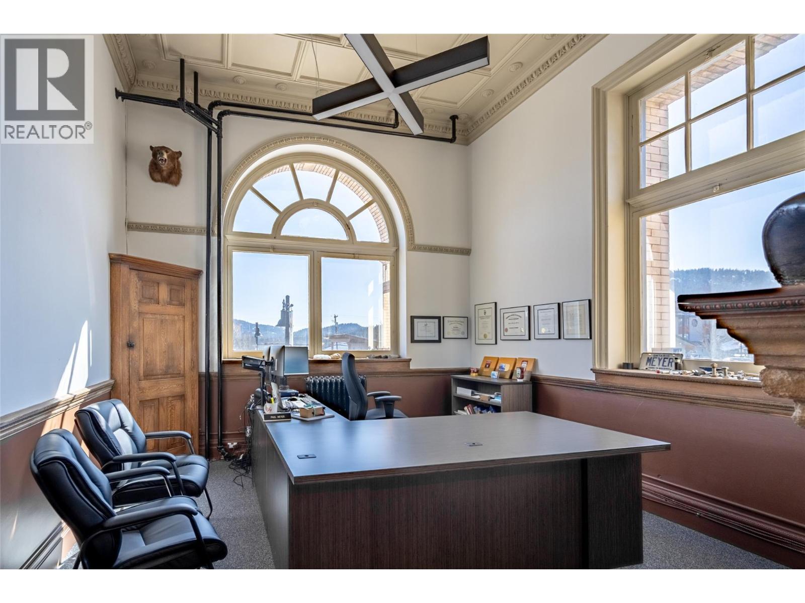 2004 Columbia Avenue, Rossland, BC