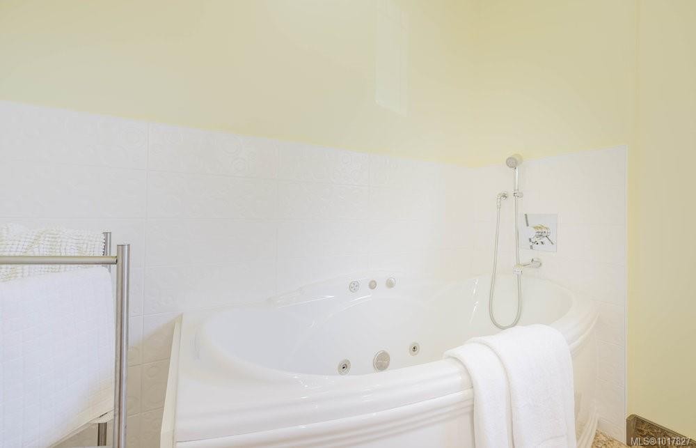 1865 Quamichan St, Victoria, BC